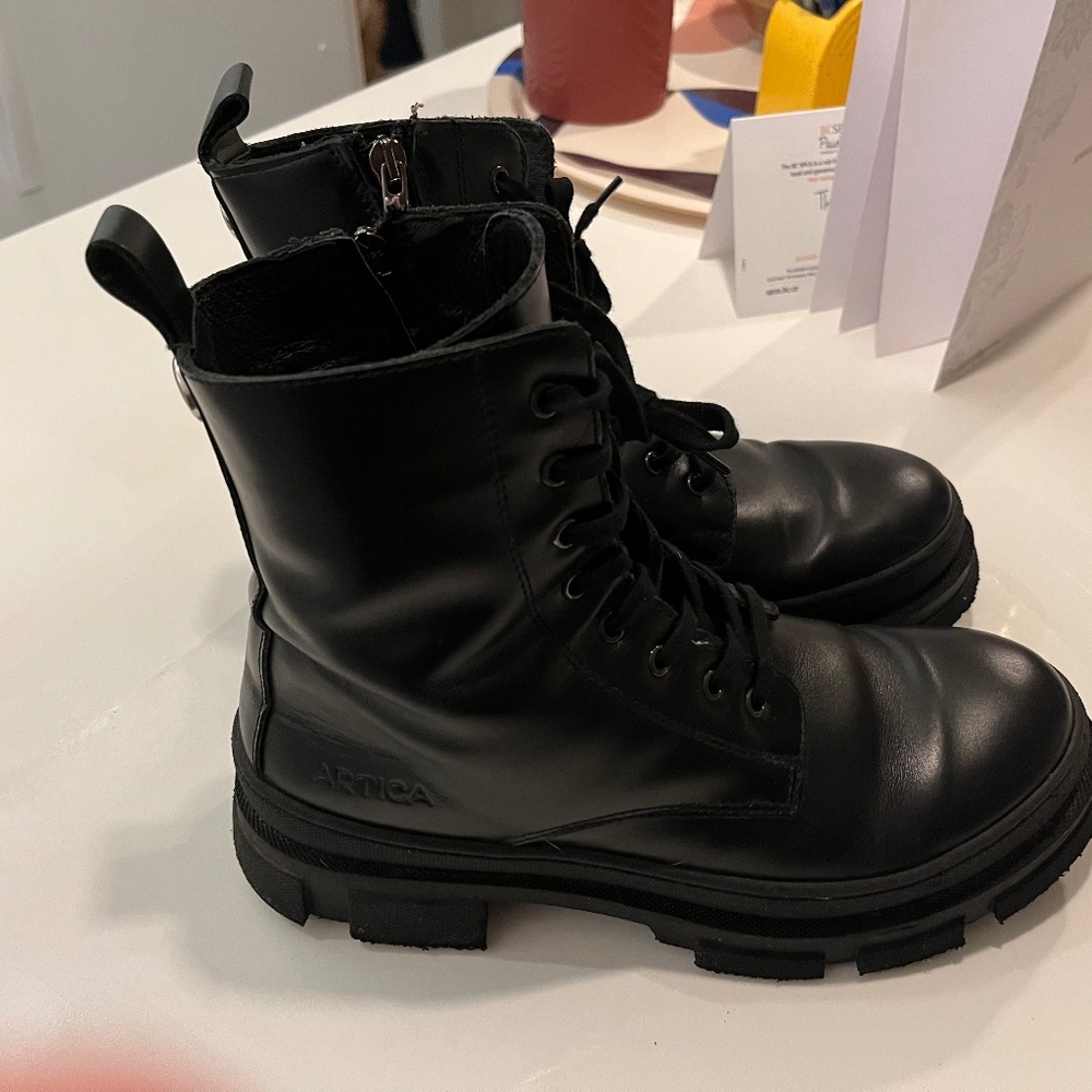 ARTICA Waterproof combat boots